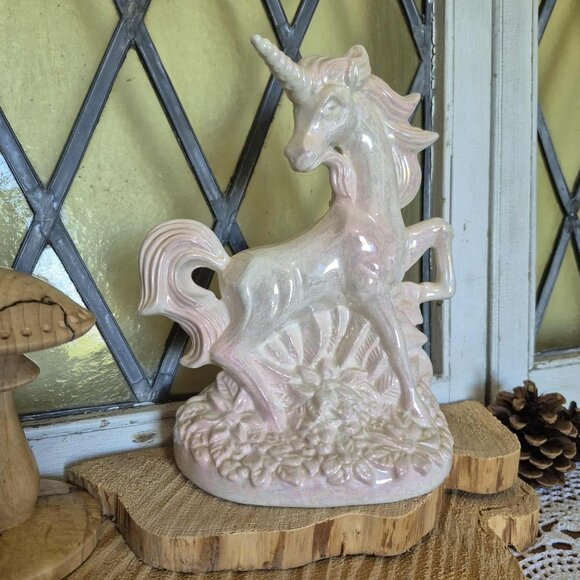 Vintage 80s Large Unicorn Trinket - White & Pink Iridescent Ceramic Figurine - Picture 1 of 12